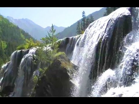 Huanglong Scenic Area, Sichuan (China) - Travel Guide