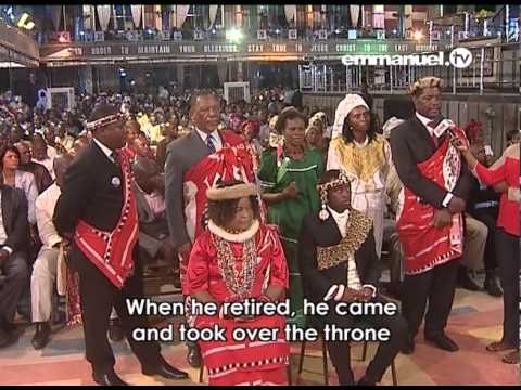 A LOST CROWN FOUND | Malawi's High King Receives Prophecy At The SCOAN