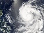 Powerful Typhoon Neoguri approaches Japan's Okinawa