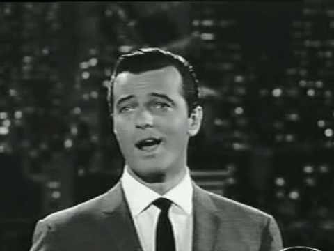 Robert Goulet sings 