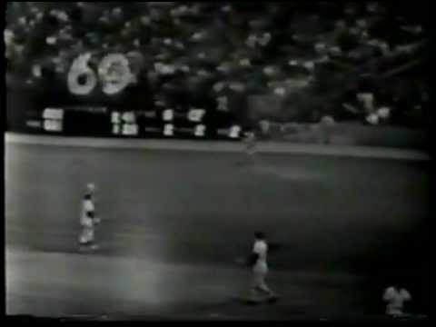 Roger Maris 1961 - 60th Home Run as Called by Mel Allen, WPIX-TV, 9/26/1961