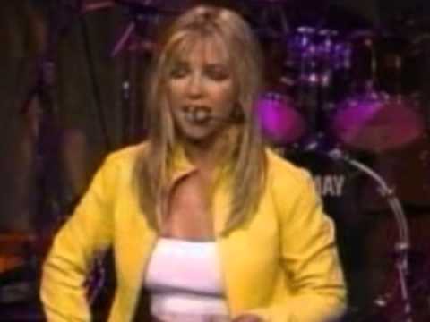 Britney Spears - Baby One More Time (LIVE) 1999 *BEST LIVE VOCALS*