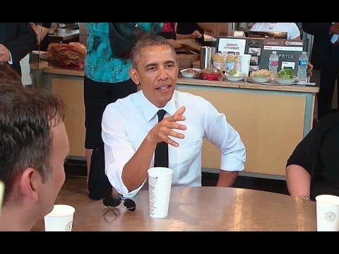 President Obama Stops for Lunch