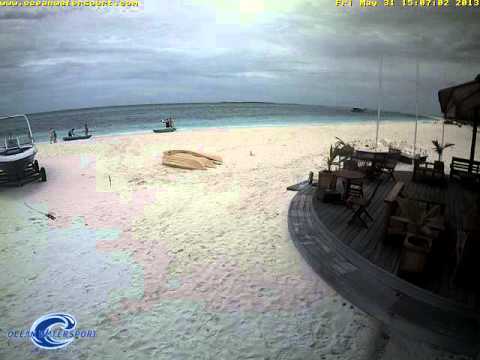 Ocean Water Sports Maldives Beach Webcam, Friday May 31