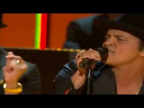 Grammy Awards 2013 Locked out of heaven + Tribute to Bob Marley