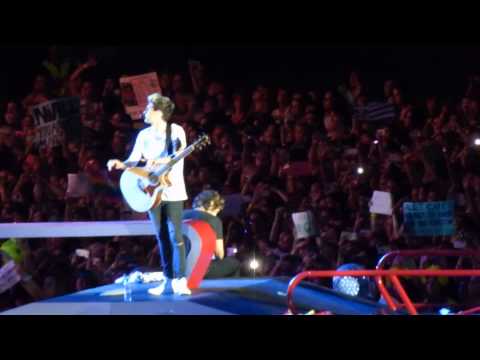 Don't forget where you belong - One Direction (Olímpic Barcelona)