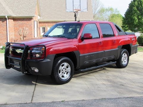 2003 Chevrolet Avalanche Z71 Start Up, Custom Exhaust, Test Drive, and In Depth Review