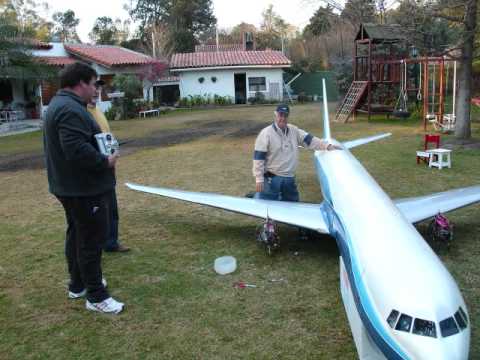 Boeing 767 en Escala Radio Control