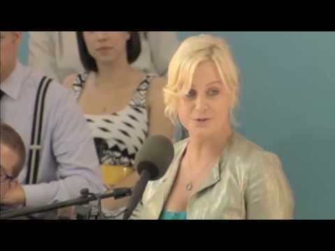 Amy Poehler at Harvard College Class Day