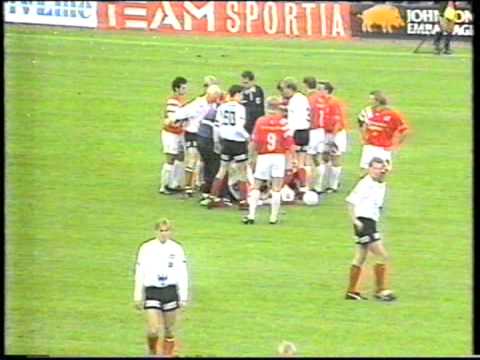 Degerfors-Örebro 1993,skandalmatchen, klipp efterspel.mpg