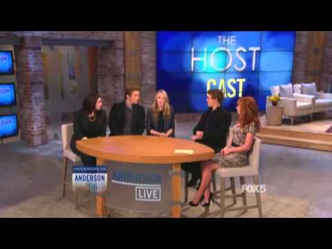 Saoirse Ronan, Stephenie Meyer, Jake Abel & Max Irons - Anderson Live (28/03/2013) HD