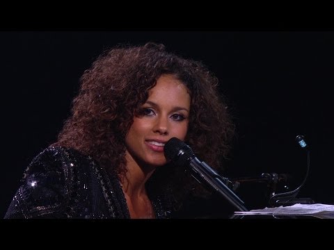 Alicia Keys (Piano & I - AOL Sessions) Live Concert 2011