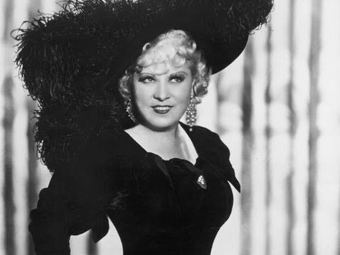 Mae West speaking at UCLA 5/12/1971