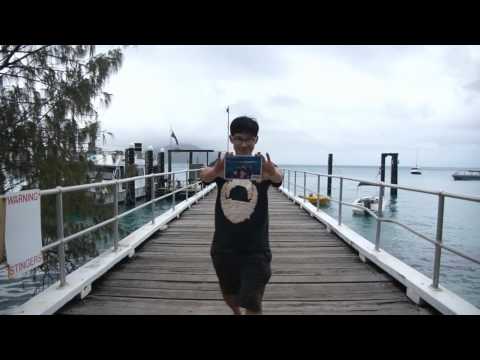 Travel Australia Queensland Cairns with Samsung Card Sel-D Star