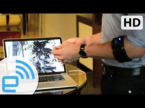 Thalmic Labs MYO Alpha Demo at CES 2014 | Engadget