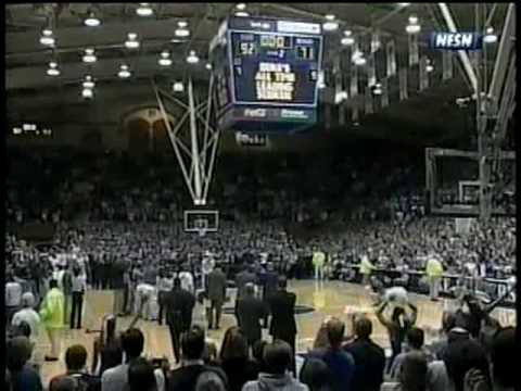 J.J. Redick breaks Duke's scoring record