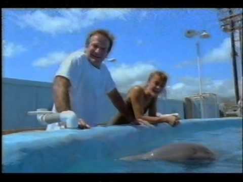 In The Wild With Robin Williams - Dolphins [VHS] (1994)