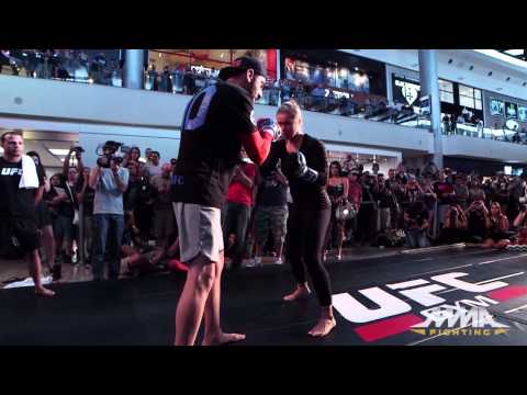 Ronda Rousey: UFC 175 Open Workouts