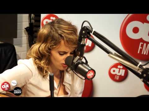 Anna Calvi - Bruce Springsten Cover - Session Acoustique OÜI FM