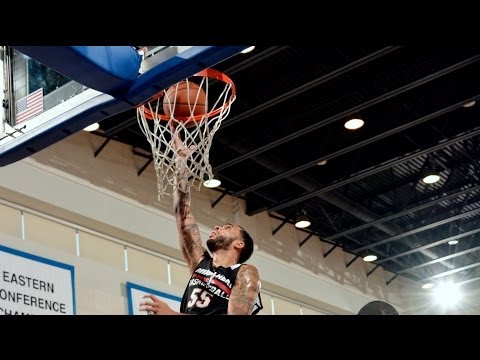 NBA Summer League: Tyler Honeycutt throws down the LONG Alley-Oop!