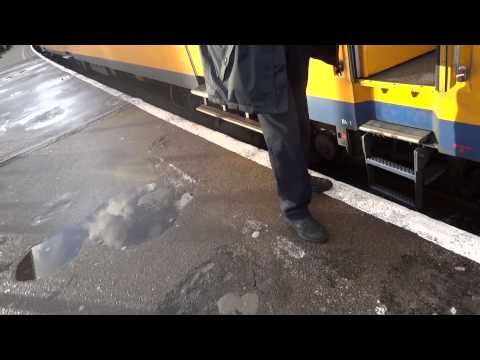 Train Ticket Machine Netherlands Travel By Trains Holland Station Easy Tips Travel How To Guide