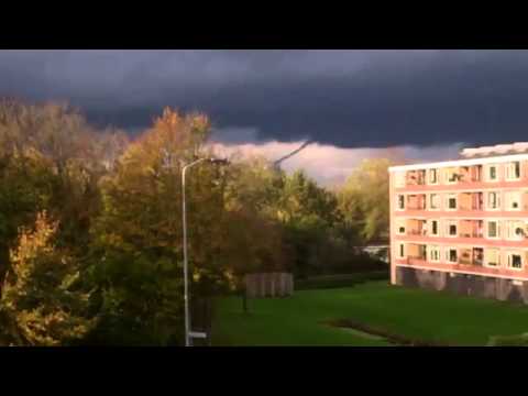 AMAZING TORNADO CAPTURED IN THE NETHERLANDS 2013!!