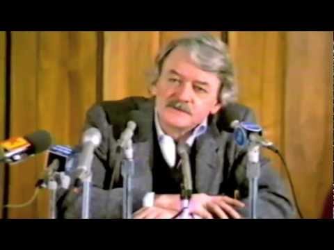 Hal Holbrook on Mark Twain Tonight! Part 1