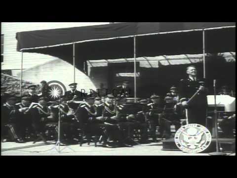 Soldier tours shops at the Pentagon and attends an army band and chorus performan...HD Stock Footage