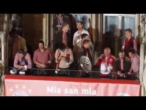 Meisterfeier FC Bayern München 2014 am Marienplatz