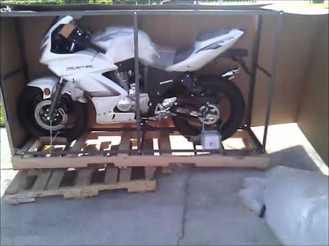 Sunny Sports Chinese 250cc rtc sportbike unpacking.wmv