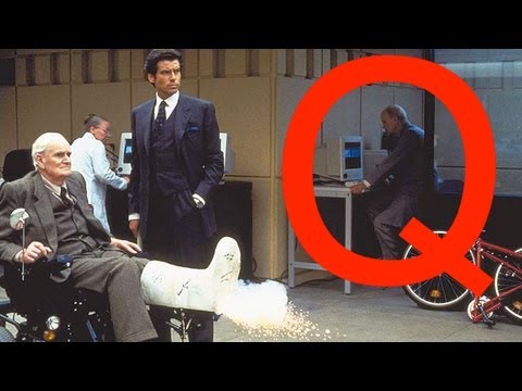 TOP 30 Q MOMENTS James Bond