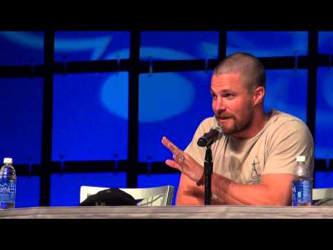 Stephen Amell Arrow's Comicon HD in a Flash! 2014 DC Tribute Superhero Phoenix Comicon Workout