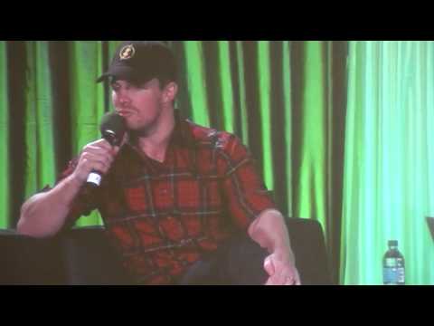 ECCC 2014 STEPHEN AMELL ARROW