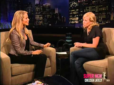 Chelsea Lately - Elizabeth Berkley (September 2, 2009)