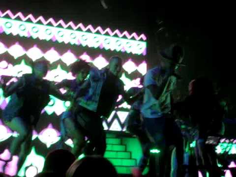 Pharrell Williams - Aerosol Can (Major Lazer) - live Coachella, April 19, 2014