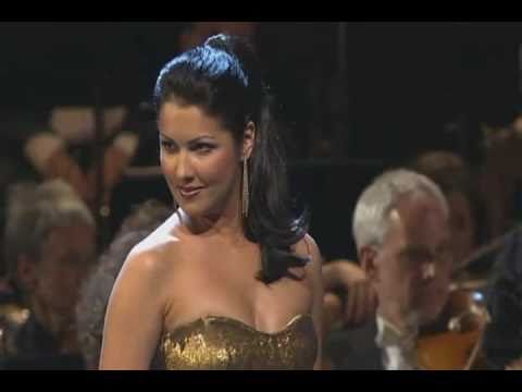 Anna Netrebko - Casta Diva (Norma by Vincenzo Bellini)