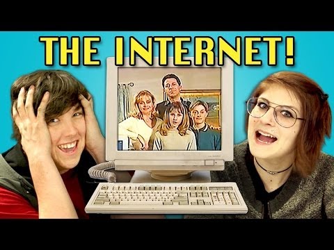 TEENS REACT TO 90s INTERNET