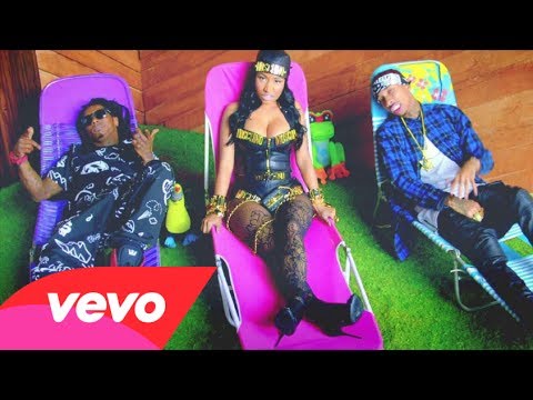 Young Money - Senile (Explicit) ft. Tyga, Nicki Minaj, Lil Wayne