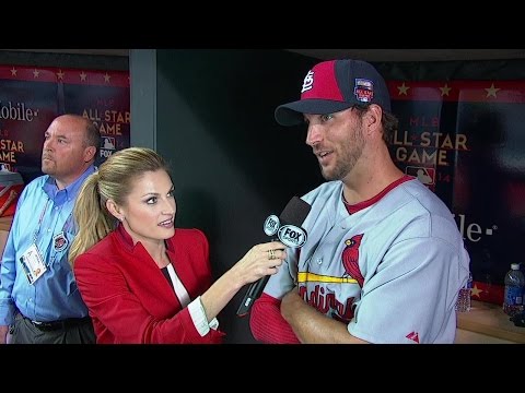 Wainwright sorry about Jeter joke