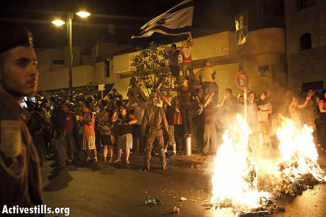 Riots in south Tel Aviv, May 2012. Photo by Activestills