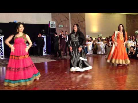 Tarun & Eshas Wedding Reception - Friends Dance