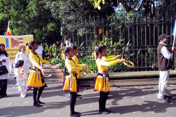 Girl dancers 