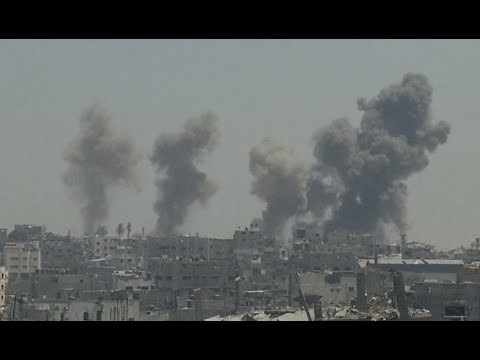 Just two hours after a ceasefire - announced by the US and UN - went into effect, Israeli tanks shelled the eastern part of Rafah, which lies close to Gaza\'s borders with Israel and Egypt, killing at least four people and wounding 15, according to local officials in Gaza.

RT LIVE http://rt.com/on-air

Subscribe to RT! http://www.youtube.com/subscription_center?add_user=RussiaToday

Like us on Facebook http://www.facebook.com/RTnews
Follow us on Twitter http://twitter.com/RT_com
Follow us on Instagram http://instagram.com/rt
Follow us on Google+ http://plus.google.com/+RT

RT (Russia Today) is a global news network broadcasting from Moscow and Washington studios. RT is the first news channel to break the 1 billion YouTube views benchmark.