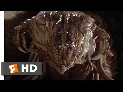 The Faculty (11/11) Movie CLIP - Deposing the Queen (1998) HD