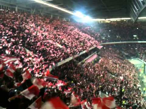 Fortuna Düsseldorf Fans singen 