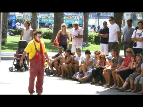 Clown Durilov - vol 1 - Barcelona street laugh attack Documentary Movie 西班牙街头小丑