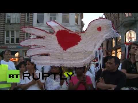 R.I.P: Amsterdam marches in memory of MH17 victims