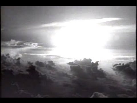 Bikini Atoll Nuclear Blast 1956 - the H-Bomb Test