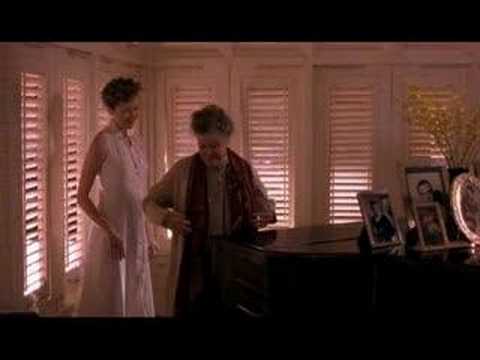 Love Affair (1994) - Katharine Hepburn playing piano : )