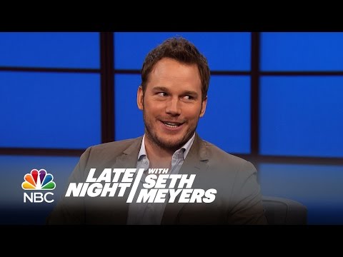 Chris Pratt Flashed His Parks & Recreation Co-Stars - Late Night with Seth Meyers